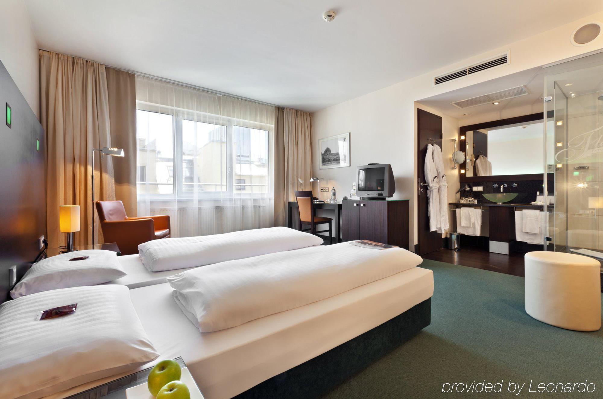 Flemings Conference Hotel 4*